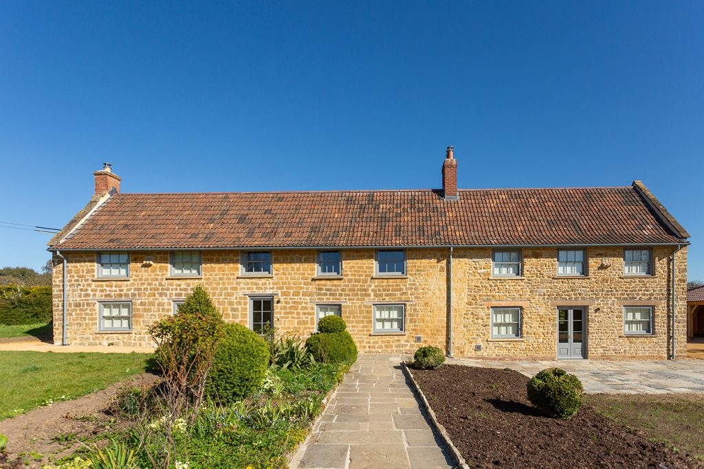 longbourne house the newt
